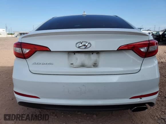 2015 Hyundai Sonata SE с VIN 5NPE24AF8FH205734, выставлен на аукционе Copart как лот 84996725 с пробегом 150 105 миль миль и Списание • Salvage title. История ставок и продаж доступна на DreamBid. Изображение 6.