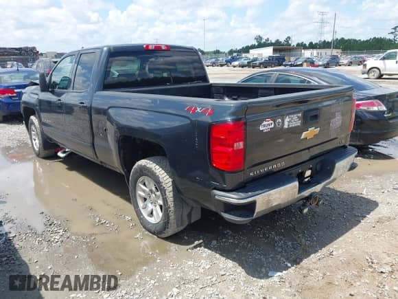 2019 Chevrolet Silverado 1500 LT z VIN 2GCVKPEC0K1106550, wystawiony jako IAAI lot #42768386 z przebiegiem 67 788 mil mil oraz . Historia ofert i sprzedaży dostępna na DreamBid. Obrazek 3.