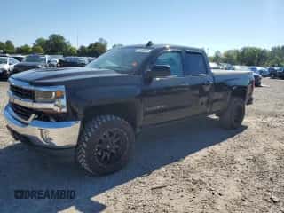 2016 Chevrolet Silverado 1500 LT z VIN 1GCVKRECXGZ385371, wystawiony jako Copart lot #71149615 z przebiegiem 113 199 mil mil oraz Szkoda całkowita • Salvage title. Historia ofert i sprzedaży dostępna na DreamBid. Obrazek 1.
