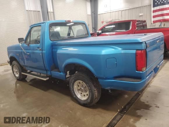 1994 Ford F-150 z VIN 1FTEF14H8RNB12023, wystawiony jako Copart lot #68451355 z przebiegiem 77 408 mil mil oraz Czysty tytuł • Clean title. Historia ofert i sprzedaży dostępna na DreamBid. Obrazek 2.