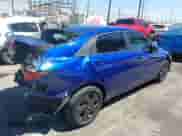 2022 Hyundai Elantra Blue z VIN KMHLM4AJXNU031297, wystawiony jako IAAI lot #43031565 z przebiegiem 57 688 mil mil oraz . Historia ofert i sprzedaży dostępna na DreamBid. Obrazek 4.