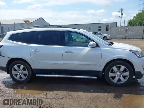 2017 Chevrolet Traverse Premier с VIN 1GNKVJKD1HJ324202, выставлен на аукционе IAAI как лот 42986786 с пробегом 113 671 миль миль и . История ставок и продаж доступна на DreamBid. Изображение 13.