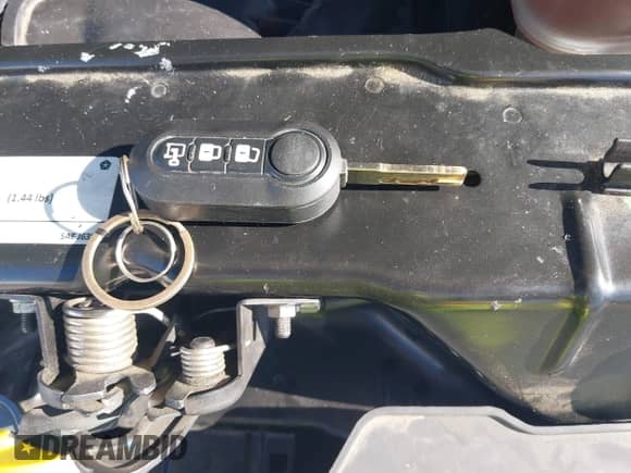 2018 Ram ProMaster Cargo с VIN 3C6TRVAG7JE153499, выставлен на аукционе IAAI как лот 42652504 с пробегом 160 486 миль миль и . История ставок и продаж доступна на DreamBid. Изображение 11.