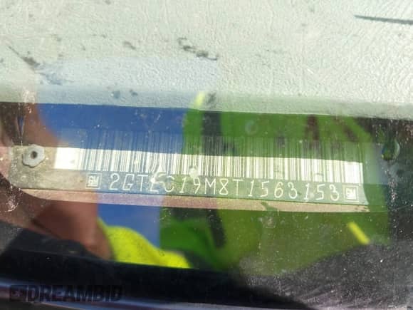 1996 GMC Sierra 1500 z VIN 2GTEC19M8T1563153, wystawiony jako IAAI lot #41812833 z przebiegiem 347 836 mil mil oraz . Historia ofert i sprzedaży dostępna na DreamBid. Obrazek 9.