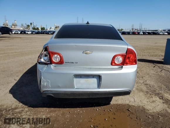 2012 Chevrolet Malibu 2LT z VIN 1G1ZD5E0XCF293322, wystawiony jako Copart lot #82404285 z przebiegiem Nie podano mil oraz Szkoda całkowita • Salvage title. Historia ofert i sprzedaży dostępna na DreamBid. Obrazek 6.