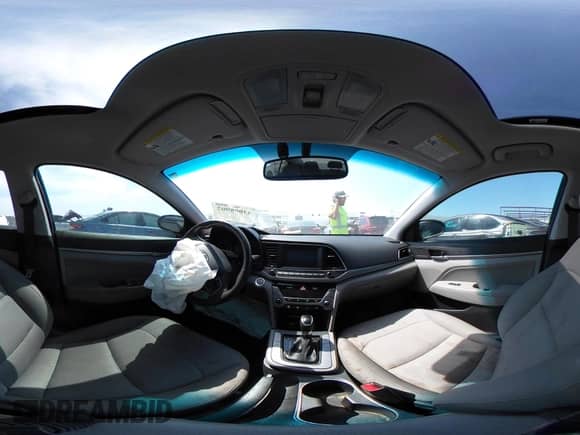 2018 Hyundai Elantra Limited with VIN KMHD84LF6JU595752, listed as a IAAI auction lot 43098902 with 97,934 mi miles and . Bid and sale history available at DreamBid. Image 17.