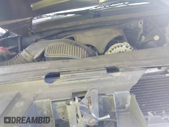 2008 Chevrolet Tahoe 3LT with VIN 1GNFK13058J187710, listed as a IAAI auction lot 42073592 with 166,173 mi miles and . Bid and sale history available at DreamBid. Image 10.