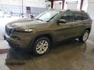 2014 Jeep Cherokee Latitude с VIN 1C4PJMCB8EW259985, выставлен на аукционе Copart как лот 81922845 с пробегом 87 340 миль миль и Списание • Salvage title. История ставок и продаж доступна на DreamBid. Изображение 1.