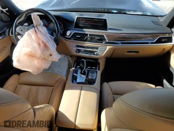 2022 BMW 7 Series 750i xDrive с VIN WBA7U2C07NCJ24747, выставлен на аукционе Copart как лот 81967215 с пробегом 44 456 миль миль и Списание • Salvage title. История ставок и продаж доступна на DreamBid. Изображение 8.