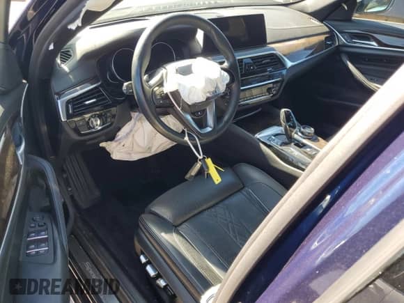 2018 BMW 5 Series 540i xDrive z VIN WBAJE7C58JWC56973, wystawiony jako Copart lot #84869695 z przebiegiem 45 901 mil mil oraz Szkoda całkowita • Salvage title. Historia ofert i sprzedaży dostępna na DreamBid. Obrazek 8.