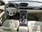 2016 Volvo XC70 z VIN YV4612NM1G1244241, wystawiony jako Copart lot #50035395 z przebiegiem 132 872 mil mil oraz Czysty tytuł • Clean title. Historia ofert i sprzedaży dostępna na DreamBid. Obrazek 8.