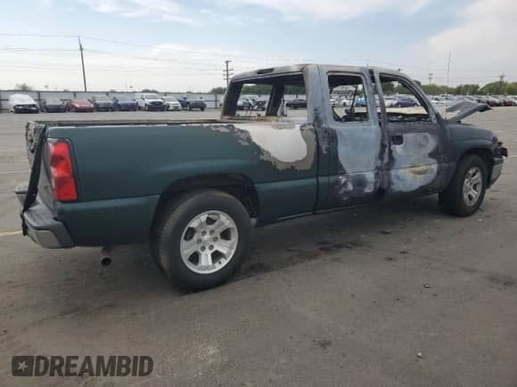 2006 Chevrolet Silverado 1500 LT1 с VIN 2GCEC19V561268606, выставлен на аукционе Copart как лот 71517665 с пробегом 172 854 миль миль и Списание • Salvage title. История ставок и продаж доступна на DreamBid. Изображение 3.
