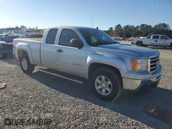 2013 GMC Sierra 1500 SLE with VIN 1GTR2VE77DZ347265, listed as a Copart auction lot 89447895 with 88,160 mi miles and Clean title. Bid and sale history available at DreamBid. Image 4.
