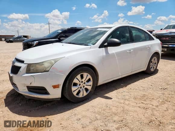2013 Chevrolet Cruze LS с VIN 1G1PB5SH0D7217241, выставлен на аукционе Copart как лот 62565685 с пробегом 147 896 миль миль и Списание • Salvage title. История ставок и продаж доступна на DreamBid. Изображение 1.