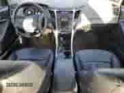 2013 Hyundai Sonata SE with VIN 5NPEC4AB3DH685737, listed as a Copart auction lot 81278025 with 173,506 mi miles and Salvage title. Bid and sale history available at DreamBid. Image 8.