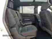 2025 Chevrolet Traverse FWD RS z VIN 1GNERLRS3SJ140565, wystawiony jako Copart lot #57420765 z przebiegiem Nie podano mil oraz Szkoda całkowita • Salvage title. Historia ofert i sprzedaży dostępna na DreamBid. Obrazek 11.