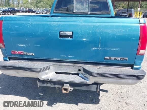 1997 GMC Sierra 1500 с VIN 2GTEK19R9V1566662, выставлен на аукционе IAAI как лот 43051145 с пробегом 209 691 миль миль и . История ставок и продаж доступна на DreamBid. Изображение 6.