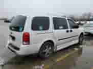 2008 Chevrolet Uplander LS Fleet z VIN 1GBDV13W18D138776, wystawiony jako Copart lot #44693645 z przebiegiem 99 762 mil mil oraz Szkoda całkowita • Salvage title. Historia ofert i sprzedaży dostępna na DreamBid. Obrazek 3.