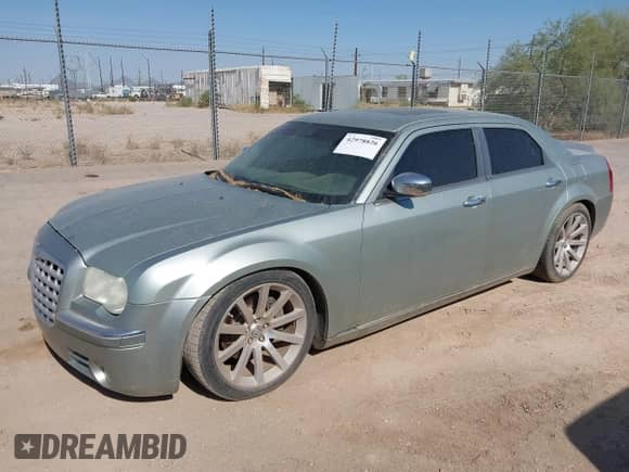 2006 Chrysler 300 C с VIN 2C3LA63H46H228705, выставлен на аукционе IAAI как лот 42978826 с пробегом 99 228 миль миль и . История ставок и продаж доступна на DreamBid. Изображение 2.