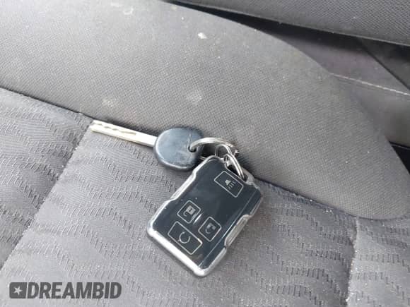 2015 Chevrolet Suburban with VIN 1GNSKHEC1FR207500, listed as a IAAI auction lot 42096645 with 188,187 mi miles and . Bid and sale history available at DreamBid. Image 11.