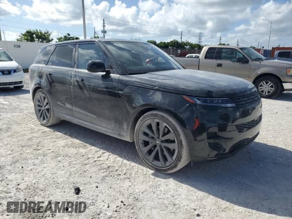 2025 Land Rover Range Rover Sport SE with VIN SAL1P9EU5SA432945, listed as a Copart auction lot 66914165 with 6,086 mi miles and Salvage title. Bid and sale history available at DreamBid. Image 4.