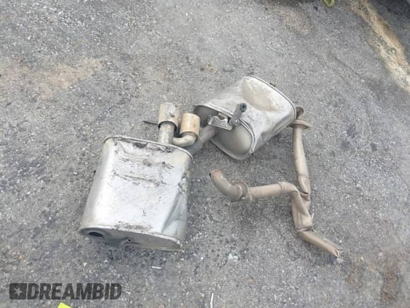 2023 Toyota Camry XSE with VIN 4T1K61AK3PU160708, listed as a IAAI auction lot 42278819 with 57,344 mi miles and . Bid and sale history available at DreamBid. Image 13.