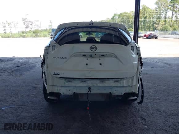 2015 Nissan Murano SV с VIN 5N1AZ2MG9FN280084, выставлен на аукционе IAAI как лот 43040469 с пробегом 160 061 миль миль и . История ставок и продаж доступна на DreamBid. Изображение 16.