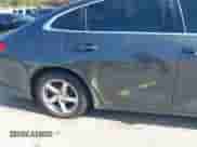 2017 Chevrolet Malibu LS с VIN 1G1ZB5ST2HF200725, выставлен на аукционе IAAI как лот 43550128 с пробегом 167 980 миль миль и . История ставок и продаж доступна на DreamBid. Изображение 12.