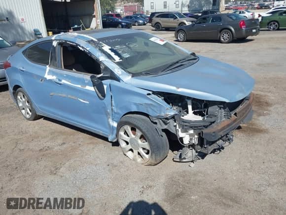 2013 Hyundai Elantra GLS z VIN KMHDH4AE3DU671619, wystawiony jako IAAI lot #41623356 z przebiegiem Nie podano mil oraz . Historia ofert i sprzedaży dostępna na DreamBid. Obrazek 1.