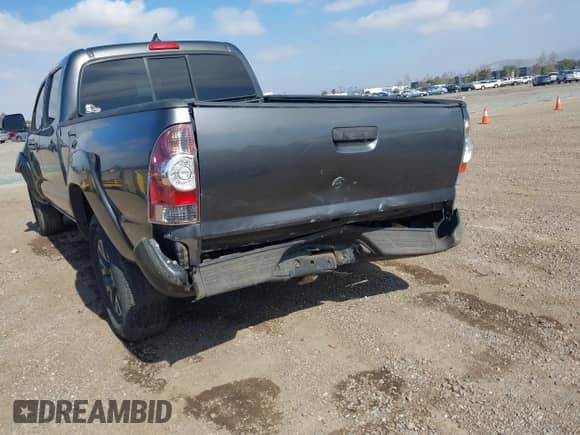 2013 Toyota Tacoma PreRunner with VIN 3TMKU4HN4DM037642, listed as a IAAI auction lot 41524081 with 149,621 mi miles and . Bid and sale history available at DreamBid. Image 6.
