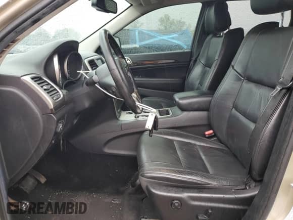 2011 Jeep Grand Cherokee Laredo with VIN 1J4RR4GG6BC731373, listed as a Copart auction lot 55487855 with 280,689 mi miles and Non repairable. Bid and sale history available at DreamBid. Image 7.