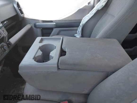 2017 Ford F-150 XLT with VIN 1FTFW1EG6HKD77811, listed as a IAAI auction lot 43137609 with 156,403 mi miles and . Bid and sale history available at DreamBid. Image 5.