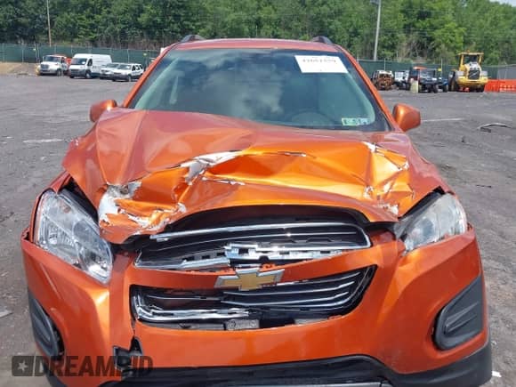 2016 Chevrolet Trax LT z VIN KL7CJPSB6GB724191, wystawiony jako IAAI lot #42651559 z przebiegiem 135 728 mil mil oraz . Historia ofert i sprzedaży dostępna na DreamBid. Obrazek 6.