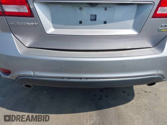 2018 Dodge Journey SXT with VIN 3C4PDCBG1JT466829, listed as a IAAI auction lot 43145807 with 119,823 mi miles and . Bid and sale history available at DreamBid. Image 6.