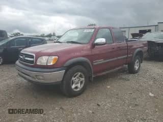 2002 Toyota Tundra SR5 z VIN 5TBBT44182S280673, wystawiony jako Copart lot #65141765 z przebiegiem 181 165 mil mil oraz Czysty tytuł • Clean title. Historia ofert i sprzedaży dostępna na DreamBid. Obrazek 1.