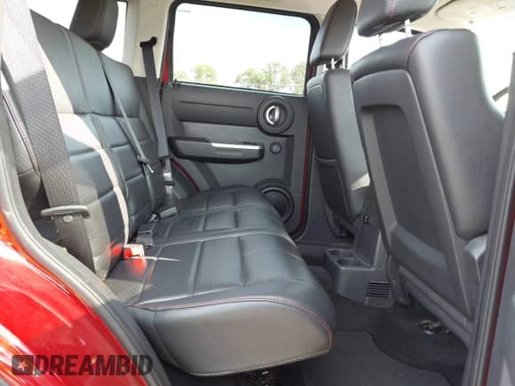 2008 Dodge Nitro R/T with VIN 1D8GU58678W102267, listed as a IAAI auction lot 42620907 with 186,937 mi miles and . Bid and sale history available at DreamBid. Image 8.