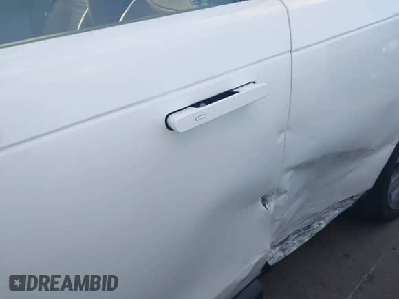 2024 Land Rover Range Rover Sport SE с VIN SAL1P9EU5RA409479, выставлен на аукционе IAAI как лот 43225574 с пробегом 16 382 миль миль и . История ставок и продаж доступна на DreamBid. Изображение 17.