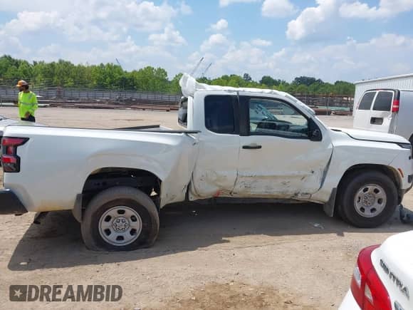 2025 Nissan Frontier SV with VIN 1N6ED1CM4SN606242, listed as a IAAI auction lot 42606661 with Not provided miles and . Bid and sale history available at DreamBid. Image 12.