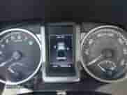 2021 Toyota Tacoma SR5 z VIN 3TMDZ5BN4MM111750, wystawiony jako IAAI lot #41981638 z przebiegiem 26 030 mil mil oraz . Historia ofert i sprzedaży dostępna na DreamBid. Obrazek 7.