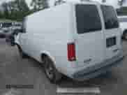 2002 Chevrolet Astro Cargo z VIN 1GCDM19X52B133954, wystawiony jako IAAI lot #42207190 z przebiegiem 413 567 mil mil oraz . Historia ofert i sprzedaży dostępna na DreamBid. Obrazek 3.