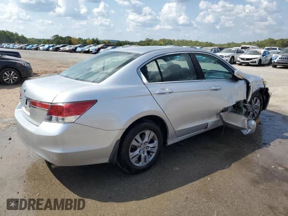 2012 Honda Accord LX Premium с VIN 1HGCP2F43CA179245, выставлен на аукционе Copart как лот 72498324 с пробегом 100 874 миль миль и Списание • Salvage title. История ставок и продаж доступна на DreamBid. Изображение 3.