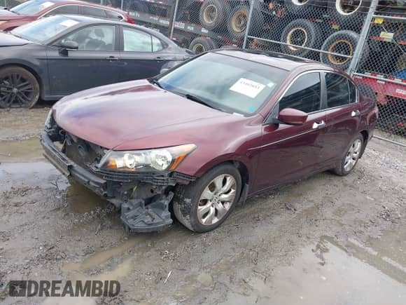 2008 Honda Accord EX z VIN JHMCP26748C052667, wystawiony jako IAAI lot #43402853 z przebiegiem 257 904 mil mil oraz . Historia ofert i sprzedaży dostępna na DreamBid. Obrazek 2.