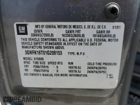 2001 Chevrolet Suburban LS z VIN 3GNFK16T01G208153, wystawiony jako Copart lot #68211525 z przebiegiem 261 471 mil mil oraz Szkoda całkowita • Salvage title. Historia ofert i sprzedaży dostępna na DreamBid. Obrazek 13.