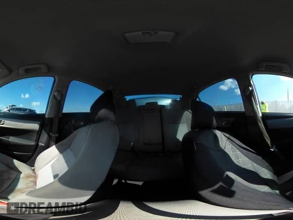 2016 Toyota Corolla L с VIN 5YFBURHE5GP423478, выставлен на аукционе IAAI как лот 43185473 с пробегом 169 610 миль миль и . История ставок и продаж доступна на DreamBid. Изображение 18.