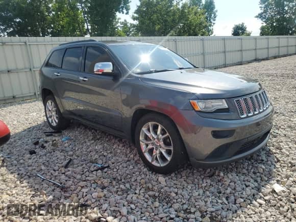 2014 Jeep Grand Cherokee Summit with VIN 1C4RJFJM7EC557471, listed as a Copart auction lot 66631675 with 187,232 mi miles and Clean title. Bid and sale history available at DreamBid. Image 4.