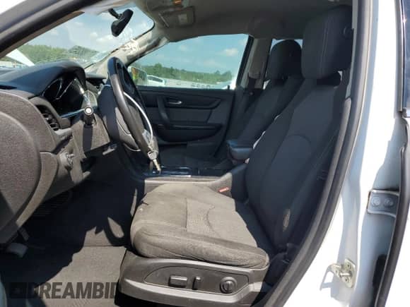 2017 Chevrolet Traverse LT z VIN 1GNKRGKD3HJ130648, wystawiony jako Copart lot #71188245 z przebiegiem 134 424 mil mil oraz Szkoda całkowita • Salvage title. Historia ofert i sprzedaży dostępna na DreamBid. Obrazek 7.
