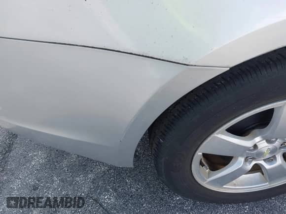 2016 Chevrolet Cruze LT z VIN 1G1PE5SB4G7155818, wystawiony jako IAAI lot #43511669 z przebiegiem 83 792 mil mil oraz . Historia ofert i sprzedaży dostępna na DreamBid. Obrazek 13.