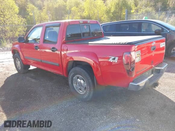 2008 Chevrolet Colorado 2LT z VIN 1GCDT43E788204203, wystawiony jako IAAI lot #43493723 z przebiegiem 173 166 mil mil oraz . Historia ofert i sprzedaży dostępna na DreamBid. Obrazek 3.