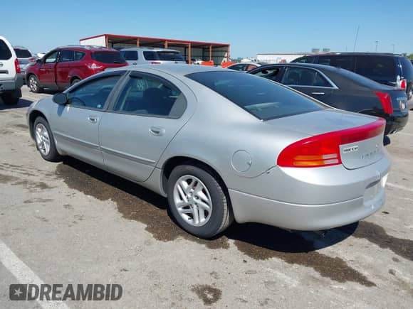 2000 Dodge Intrepid z VIN 2B3HD46R8YH235470, wystawiony jako IAAI lot #43051819 z przebiegiem 130 382 mil mil oraz . Historia ofert i sprzedaży dostępna na DreamBid. Obrazek 3.