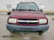 2002 Chevrolet Tracker с VIN 2CNBE13C926911438, выставлен на аукционе Copart как лот 54333975 с пробегом 90 797 миль миль и Списание • Salvage title. История ставок и продаж доступна на DreamBid. Изображение 5.